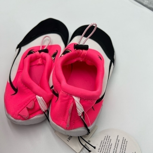 Sealpal Water Sports Pink Shoes Ultra-Light with a Pink Sun Hat for 2 lot - Picture 3 of 5